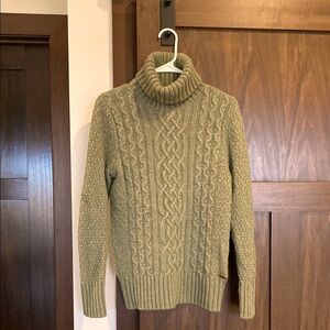 Eddie Bauer Cable Knit Sweater